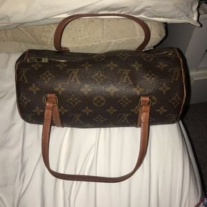 Louis Vuitton Papillon 26